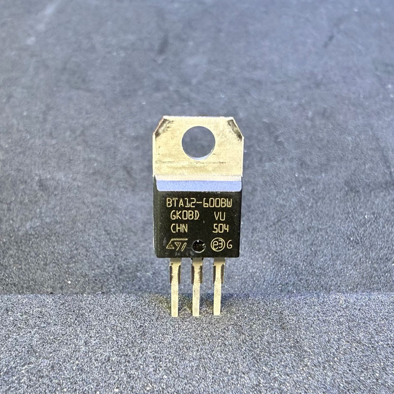 Triac - for BERNINA 900 Nova