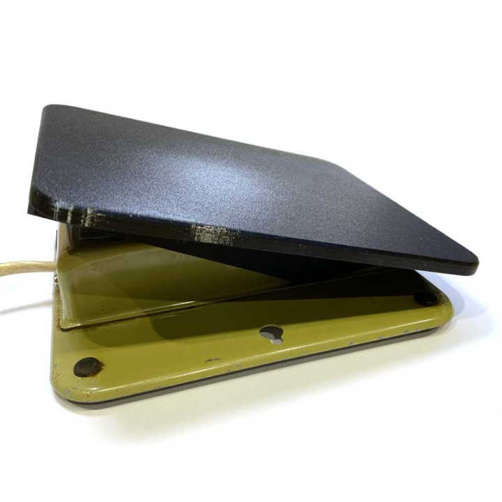 stl-file for Foot Plate - BERNINA Type "old" Foot Controller