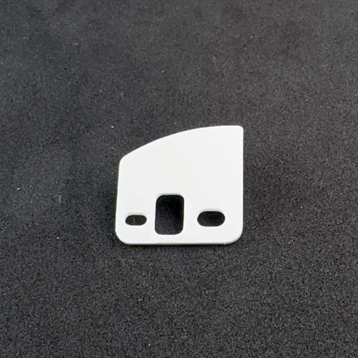 BERNINA 830 Zero feed adjustment plate